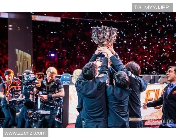 S15LOL比赛中FPX配合引发DOTA2圈内热议与争议分析